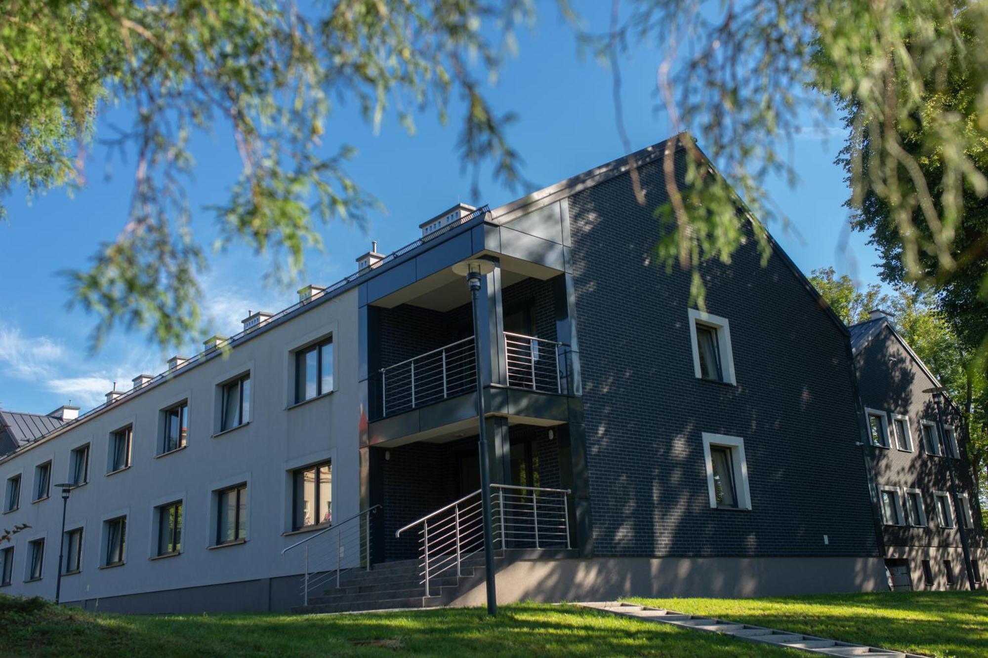 Centrum Rehabilitacji Spolecznej I Zawodowej Zaz Sloneczne Wzgorze Tarnów Kültér fotó